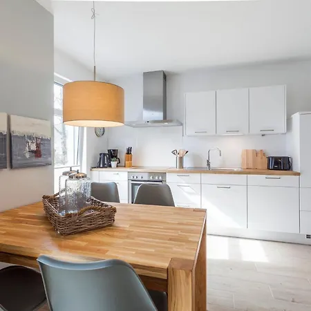 Ostseebad, Sellin, Ruegen, Ferienwohnung, Villa Louisa Sellin