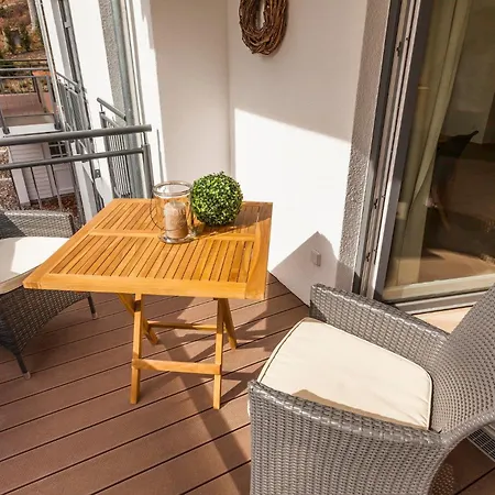Louisa Woge Apartment *
