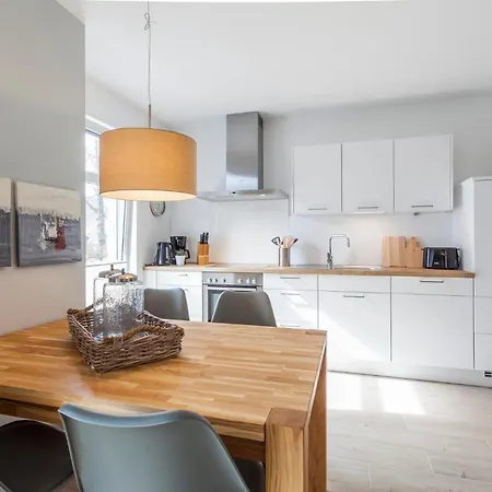 Ostseebad, Sellin, Ruegen, Ferienwohnung, Villa Louisa Apartman *