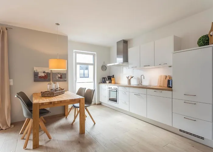 Ostseebad, Sellin, Ruegen, Ferienwohnung, Louisa شقة Sellin (Rugen)